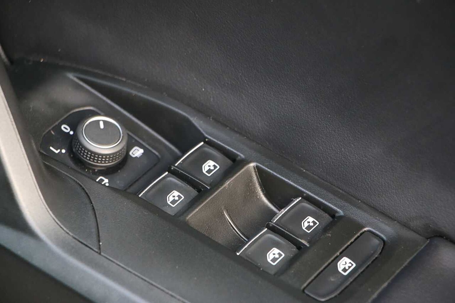 SEAT Leon 1.5 TSI EVO FR Hatchback 5dr Petrol Manual Euro 6 (s/s) (130 ps)