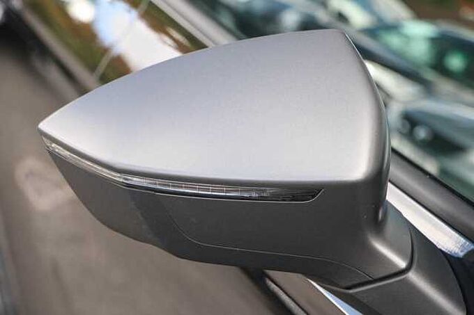 SEAT Ateca 1.5 TSI EVO FR Black Edition SUV 5dr Petrol DSG Euro 6 (s/s) (150 ps)