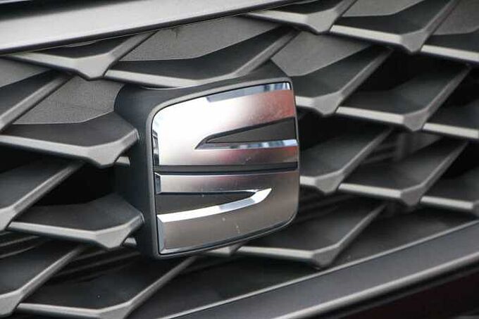 SEAT Ateca 1.5 TSI EVO FR Black Edition SUV 5dr Petrol DSG Euro 6 (s/s) (150 ps)