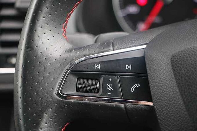 SEAT Leon 1.8 TSI FR Hatchback 5dr Petrol DSG Euro 6 (s/s) (180 ps)