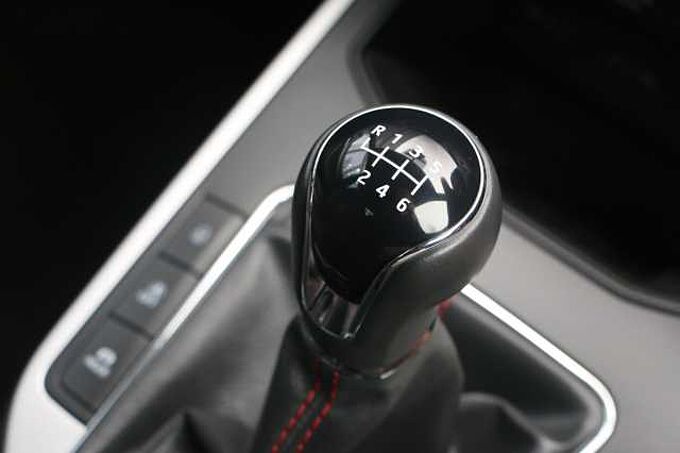 SEAT Arona 1.0 TSI FR Red Edition SUV 5dr Petrol Manual Euro 6 (s/s) (110 ps)